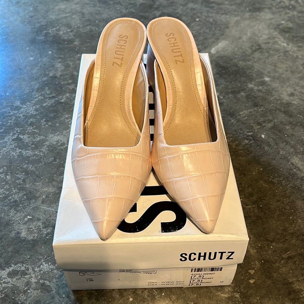 SCHUTZ heels